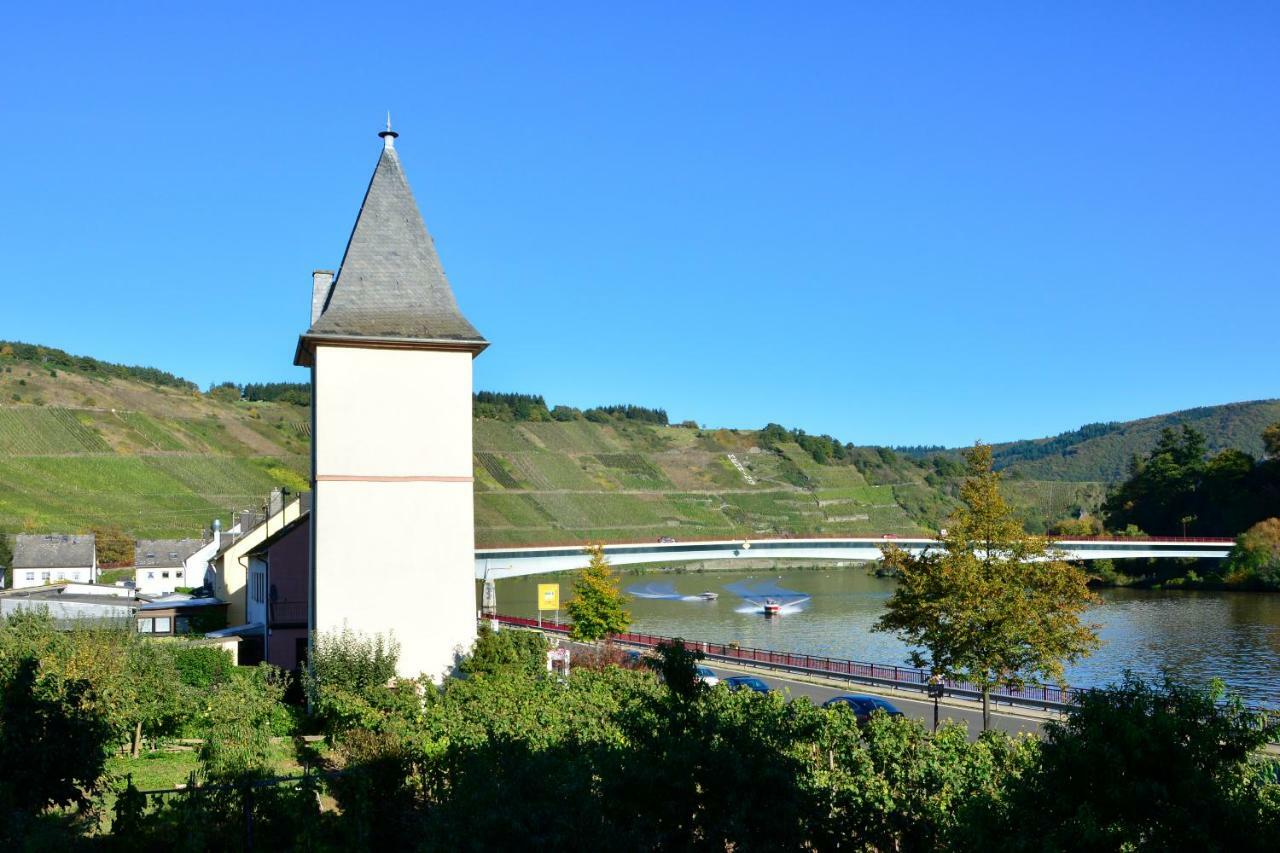 Hotel Zum Faehrturm Mehring  Exteriör bild